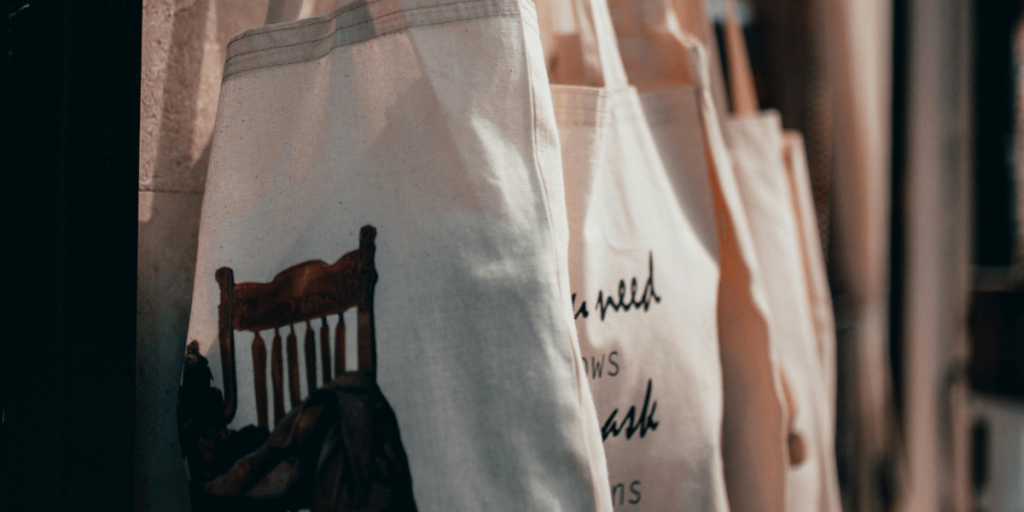 Why Tote Bags Are Becoming a Must-Have in Pakistan 1 image 167